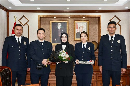 Polis Haftası Münasebetiyle Emniyet Teşkilatından Kaymakamımız Sayın Betül BÜYÜKKILIÇ'a Ziyaret